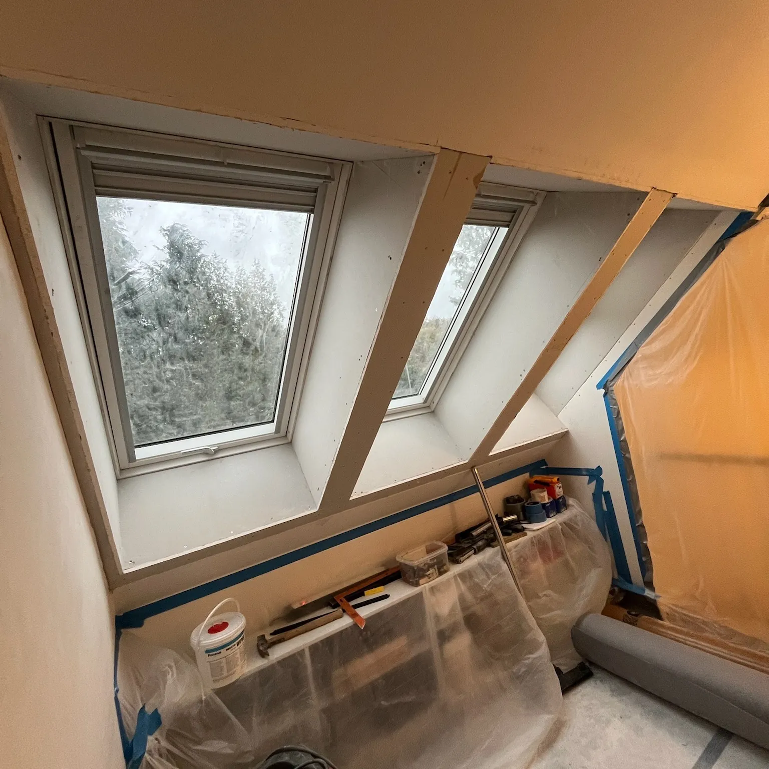Projekter med døre & vinduer, Fjordlandets Tømrer & Byg
